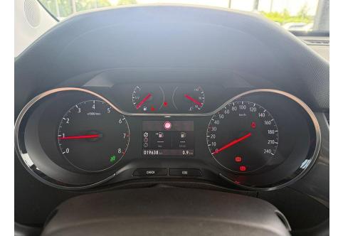 Opel Crossland X #15