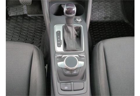 Audi Q2 #10