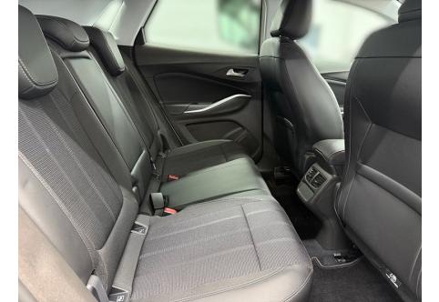 Opel Grandland X #16
