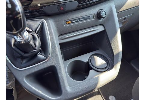 Ford Tourneo Custom #27
