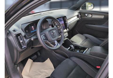 Volvo XC40 #8