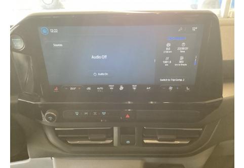 Ford Tourneo Custom #17
