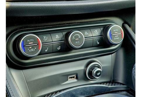 Alfa Romeo Stelvio #22