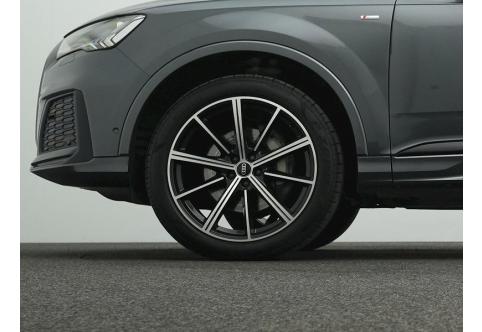 Audi Q7 #21