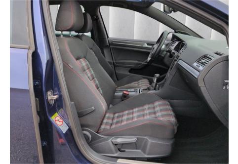 VW Golf #8