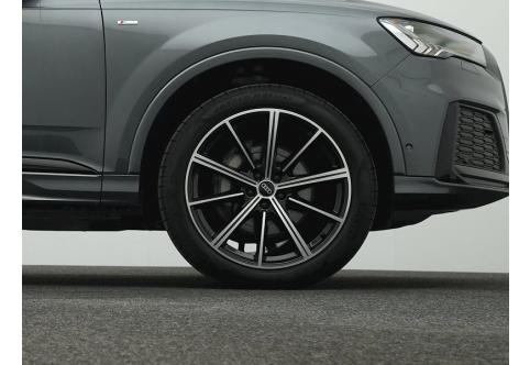 Audi Q7 #24