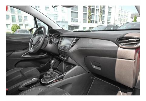 Opel Crossland X #8