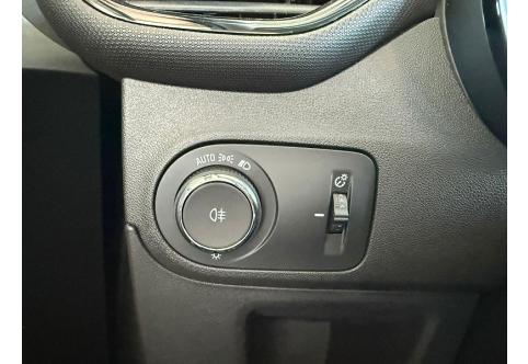 Opel Crossland X #28