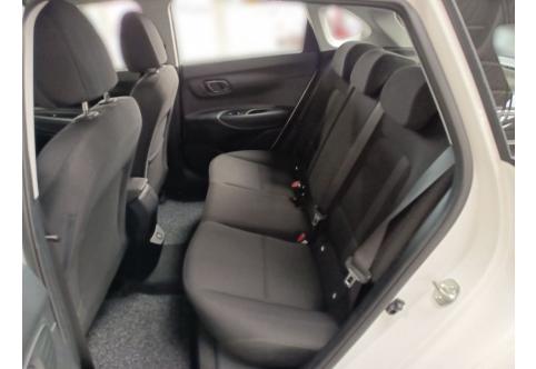Hyundai i20 #10
