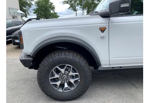 Ford Bronco #22