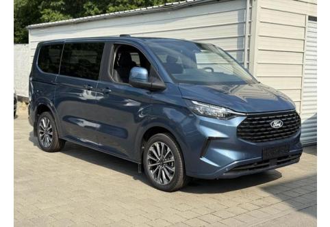 Ford Tourneo Custom #1