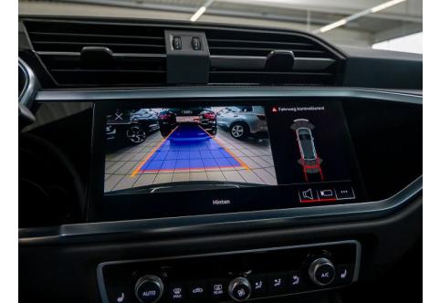 Audi Q3 #8