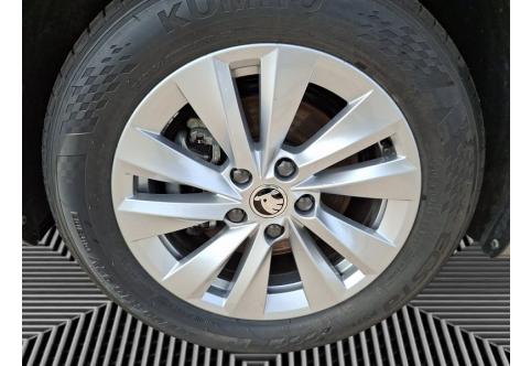 Skoda Octavia #9