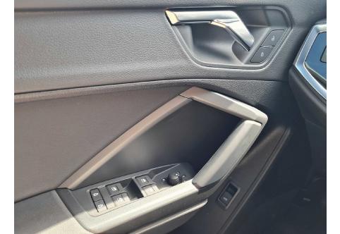 Audi Q3 #21