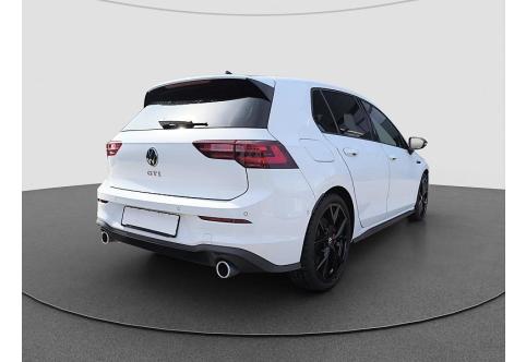 VW Golf #8