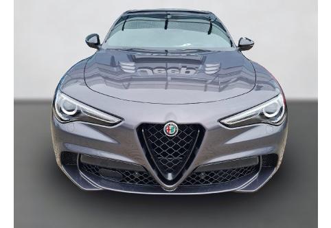 Alfa Romeo Stelvio #5