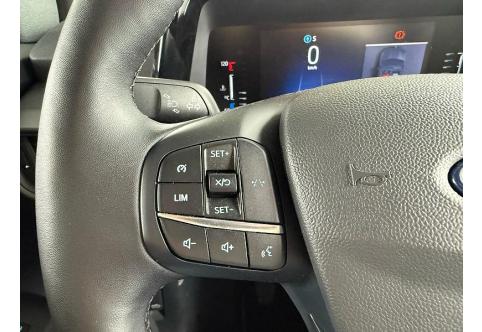 Ford Tourneo Courier #25
