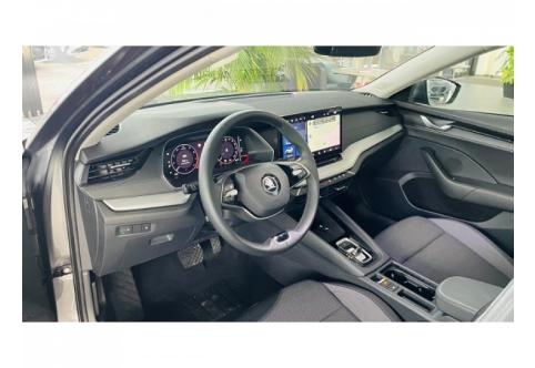 Skoda Octavia #9