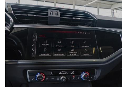 Audi RSQ3 #12