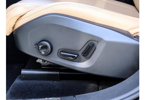 Volvo XC60 #12