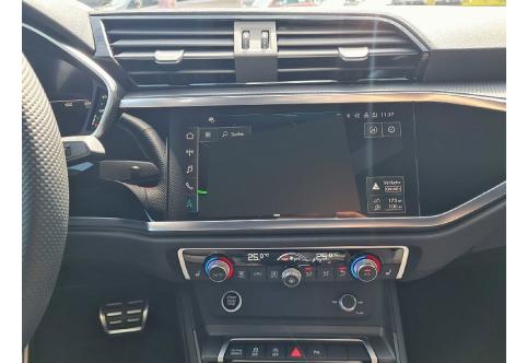 Audi Q3 #16