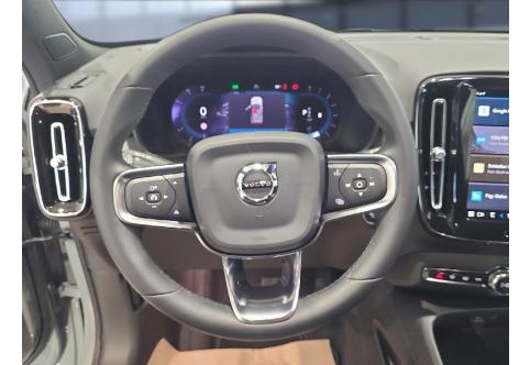 Volvo XC40 #9