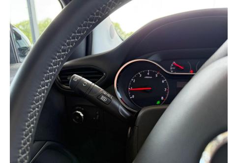 Opel Crossland X #24
