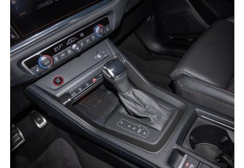 Audi RSQ3 #11