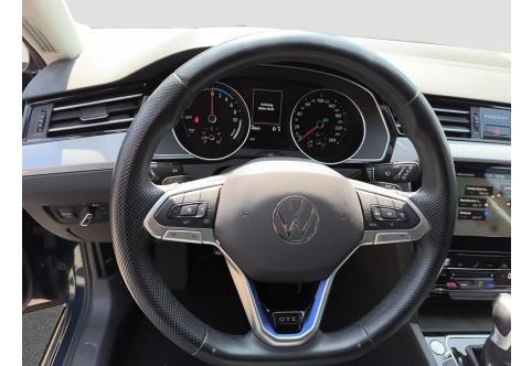 VW Passat #9