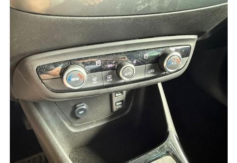 Opel Crossland X #20