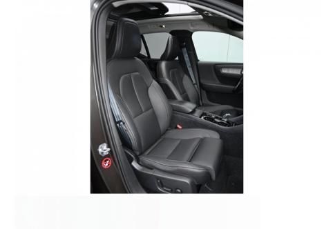 Volvo XC40 #9