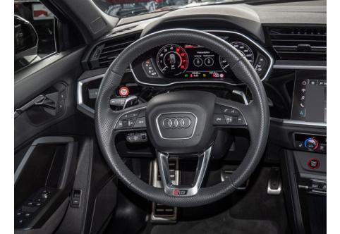 Audi RSQ3 #7