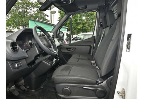 Mercedes-Benz Sprinter #7