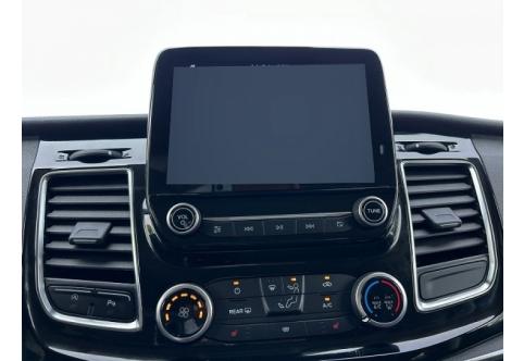Ford Tourneo Custom #17