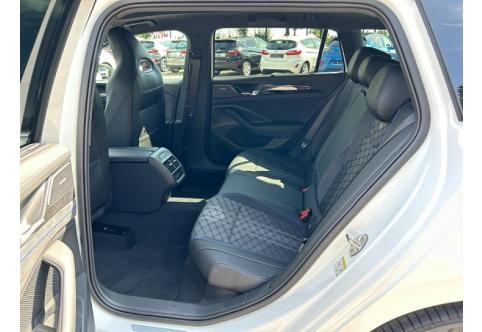 VW Passat #13