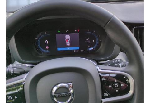 Volvo XC60 #10