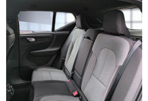 Volvo XC40 #11