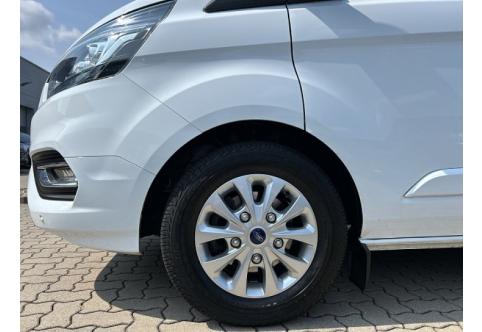 Ford Tourneo Custom #8