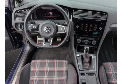 VW Golf #6