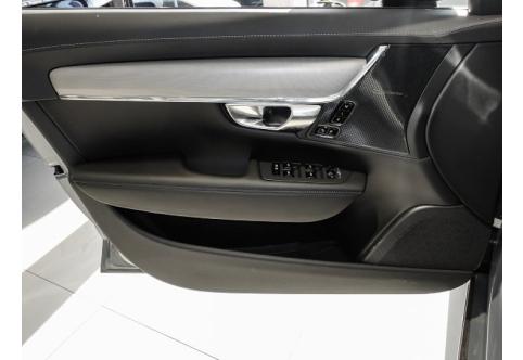 Volvo V90 #12