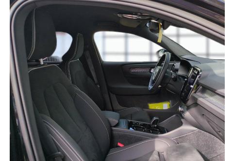 Volvo XC40 #14