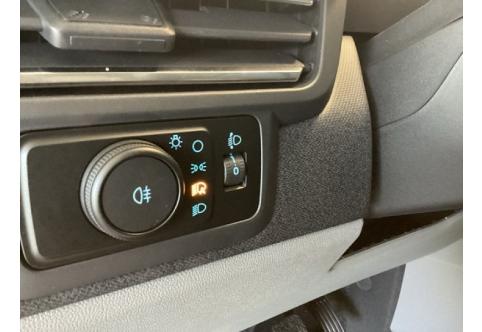 Ford Tourneo Custom #20