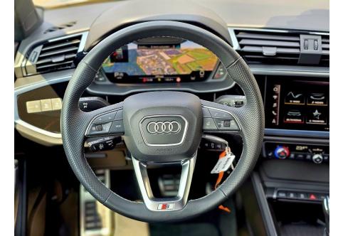 Audi Q3 #8