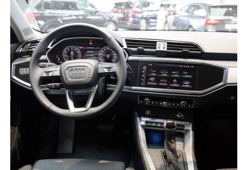 Audi Q3 #7