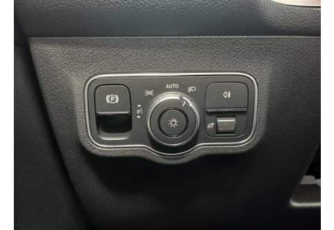 Mercedes-Benz GLB-Klasse #29