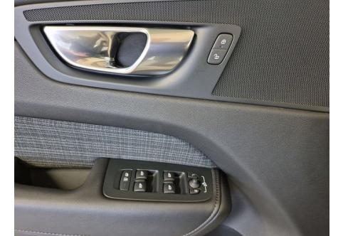 Volvo XC60 #13