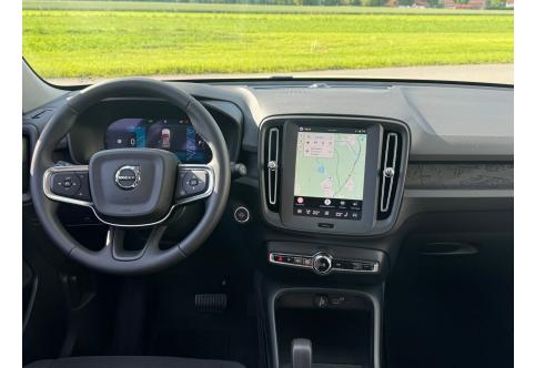 Volvo XC40 #9