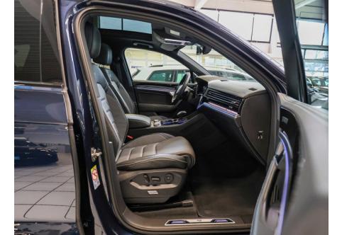 VW Touareg #2