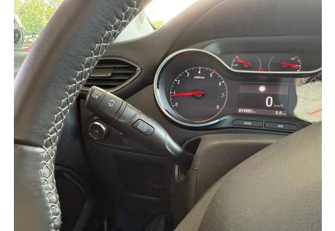 Opel Crossland X #24