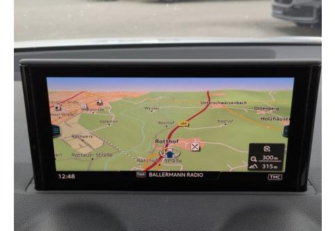 Audi Q2 #12